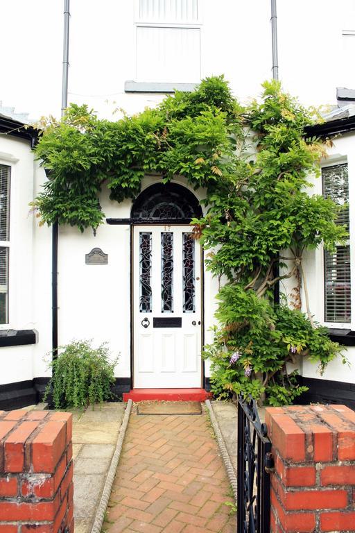 Laurels Oswestry Exterior foto