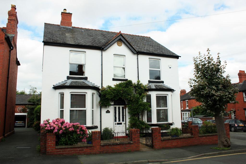 Laurels Oswestry Exterior foto